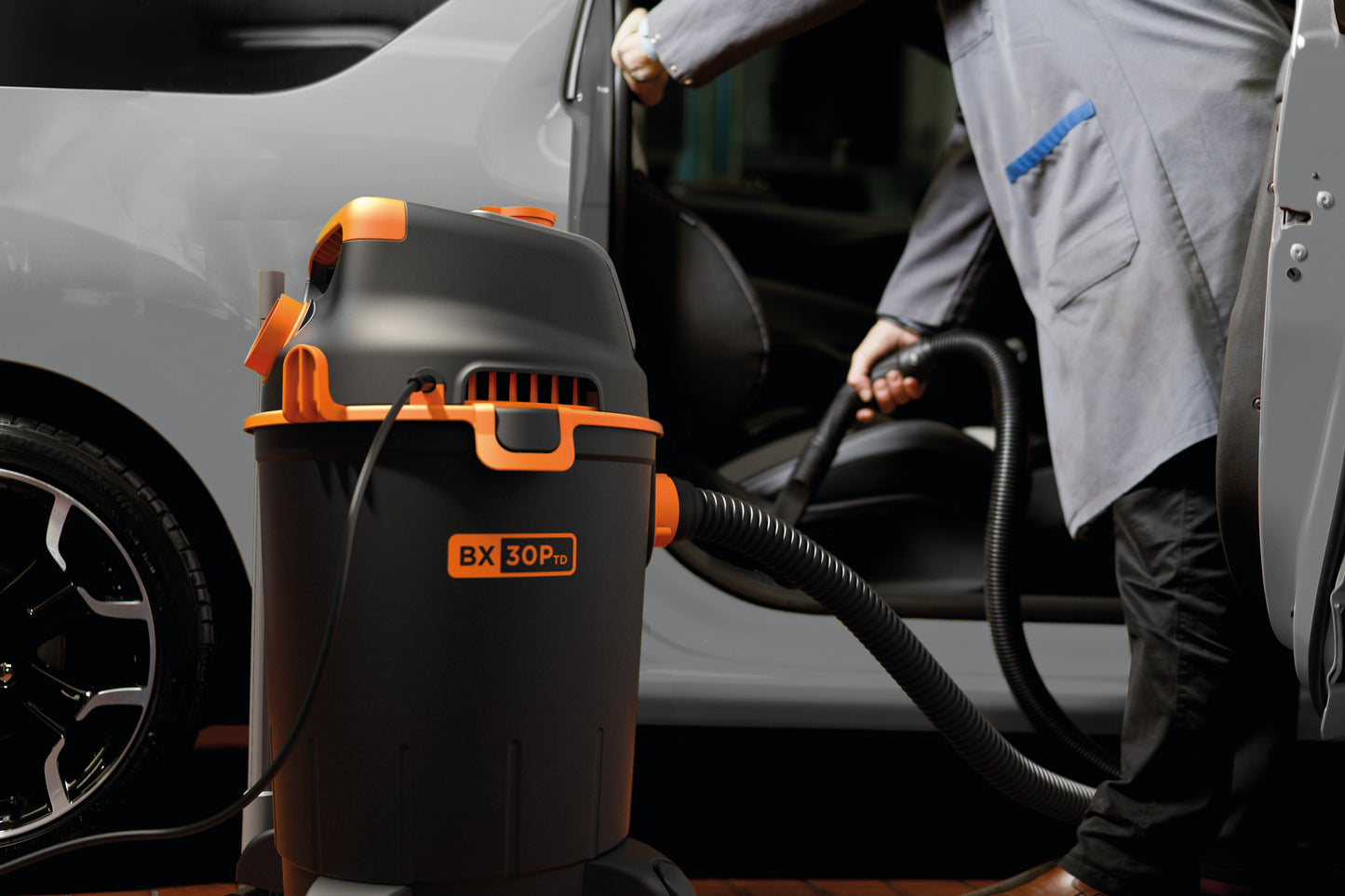 ODKURZACZ BXVC30PTDE